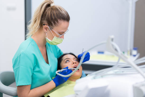 Best Weekend Emergency Dentist in Lemoore Station, CA